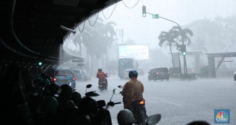 BRIN Ungkap Fakta Adanya Mikroplastik dalam Air Hujan di Jakarta