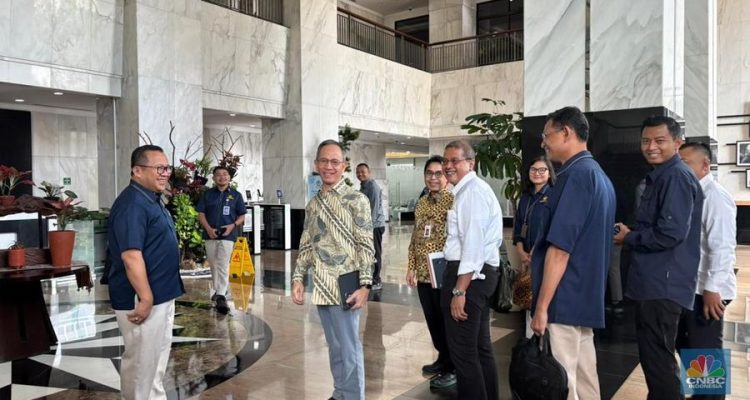 OJK Buka Suara Mengenai Isu Dana Rp 200 T atas Nama Purbaya di Bank BUMN